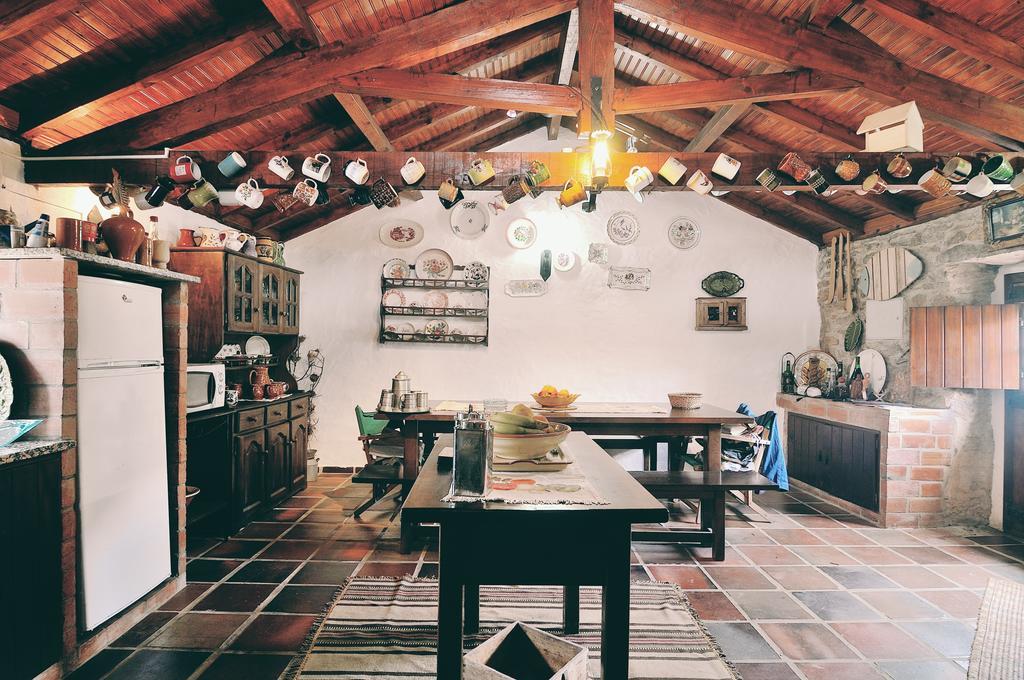Вілла Casa Do Professor Casais dos Monizes Номер фото